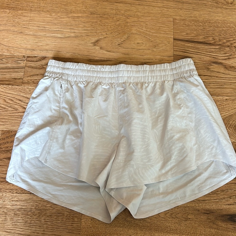 Athlete Printed Hustle 3 in shorts